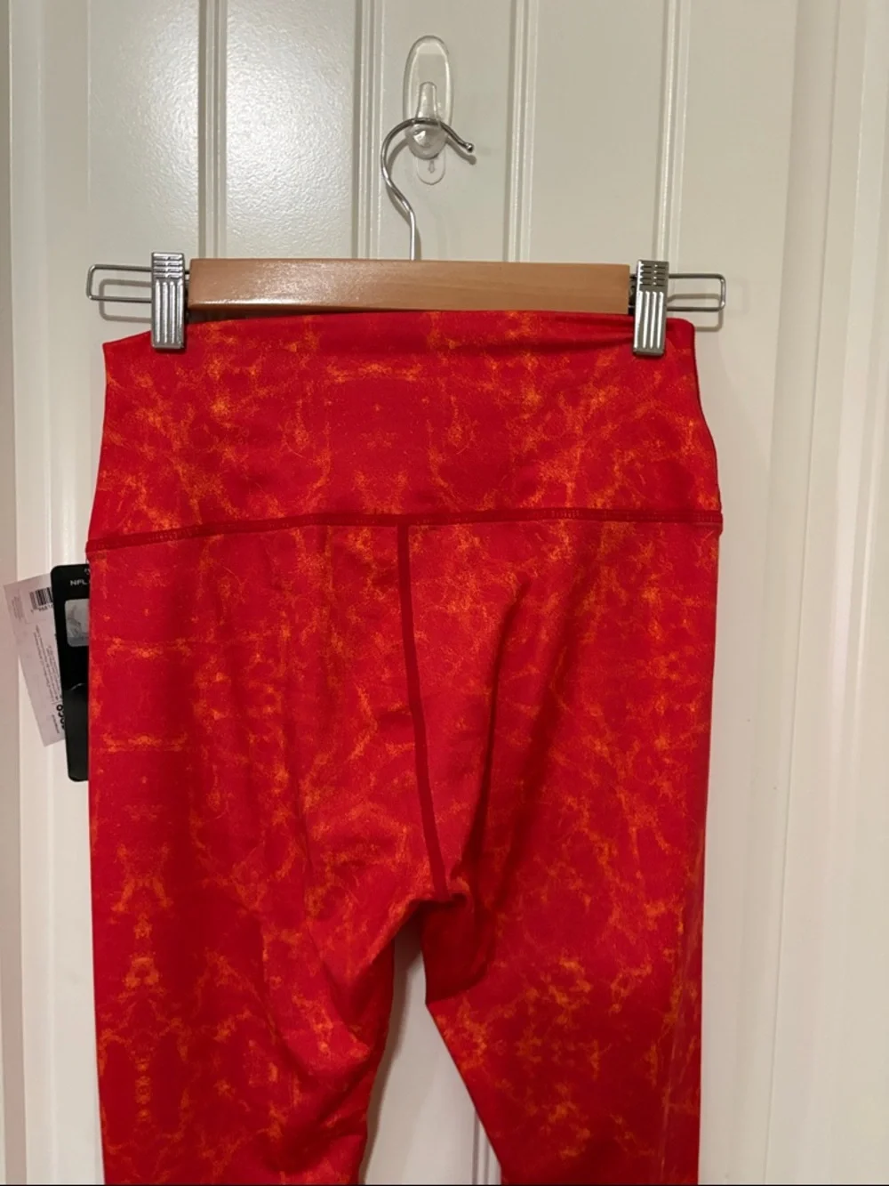 NWT Kansas City Chiefs Red Athletic Leggings - Picture 9 of 11